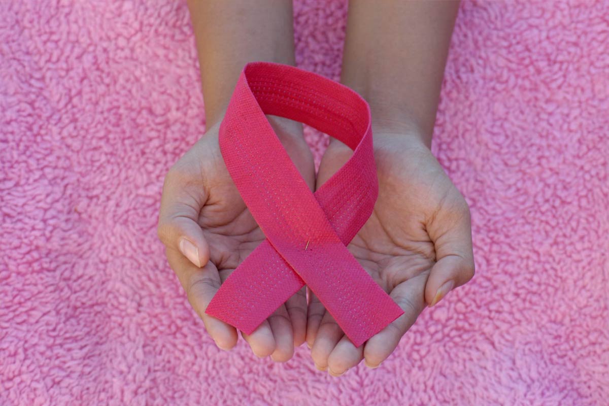 Breast Cancer Awareness. Photo: Angiola Harry / Unsplash